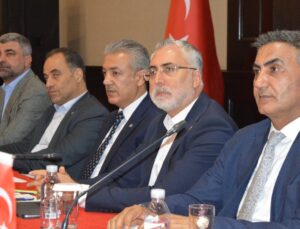 Vedat Işıkhan: Temel Hedefimiz, Enflasyonun Kontrol Altına Alınması