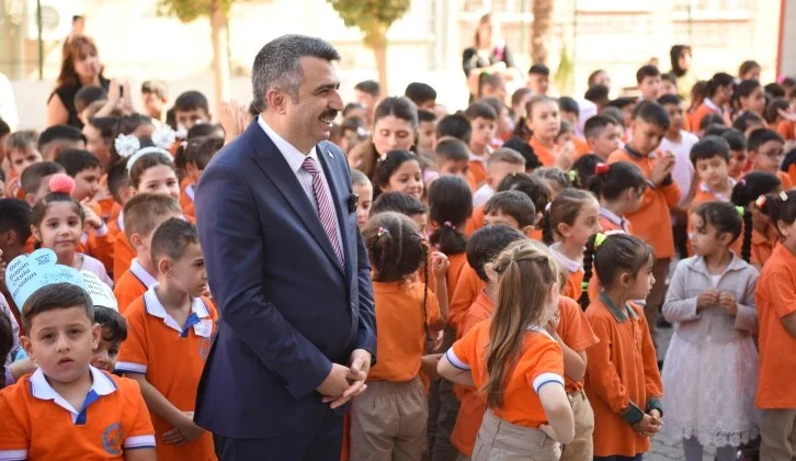 Yıldırım Belediye Başkanı Oktay Yılmaz’dan Öğrencilere Yeni Eğitim Öğretim Döneminde Başarılar Ziyareti