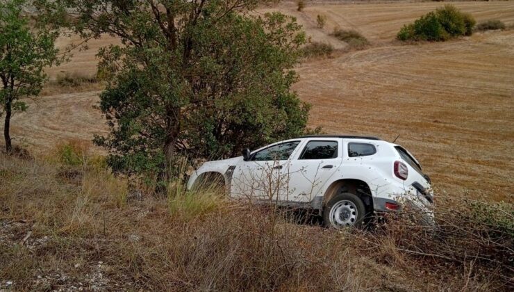 Yoldan Çıkan Cip Devrilmekten Son Anda Kurtuldu