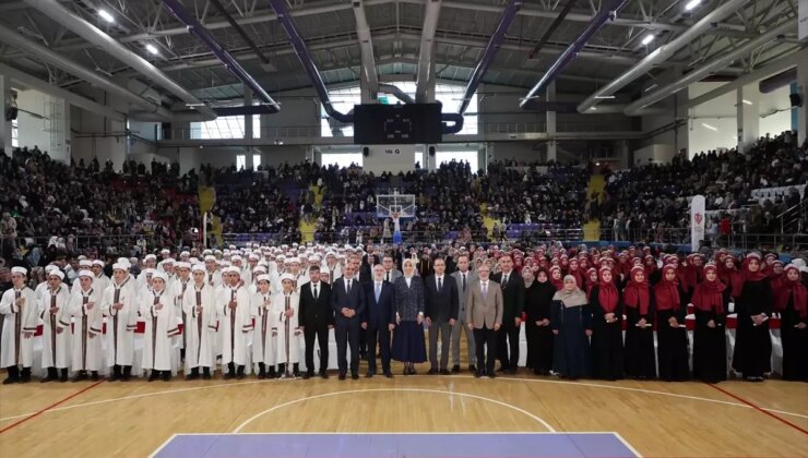 Afyonkarahisar’da Hafızlık İcazet Töreni Düzenlendi