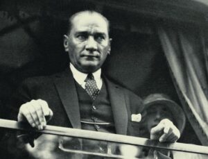 Atatürk’ün Taktiği İngiltere’nin İnadını Kırdı