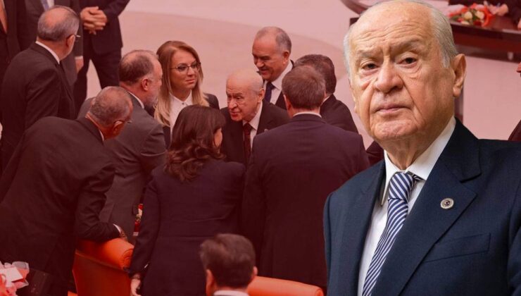 Bahçeli, Dem Parti’lilerin Elini Neden Sıktığını Açıkladı: Cumhurbaşkanının Davetine Adım Atmak Bana Düşen Bir Görev