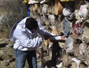 Bitlis’te Dünyaca Ünlü Karakovan Balı Tercih Ediliyor