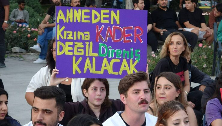 Burdur’da Kadın Cinayetlerine Tepki Eylemi:”Anneden Kızına Kader Değil, Direniş Kalacak”