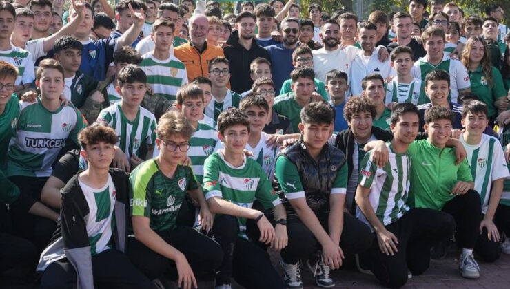 Bursaspor Sevgisi Dalga Dalga Yayılıyor! Öğrencilerle Buluştular…