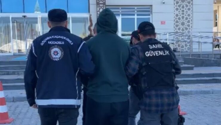 Çanakkale’de Kaçak Göçmen Operasyonu: 79 Göçmen ve 2 Organizatör Yakalandı