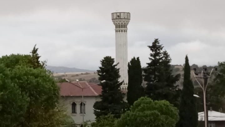 Çanakkale’de Yıldırım Düştü, Cami Minaresi Yıkıldı