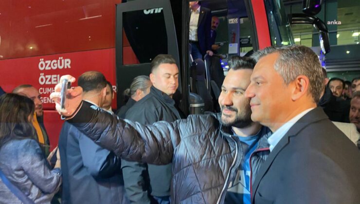 CHP Genel Başkanı Özel, Diyarbakır’da