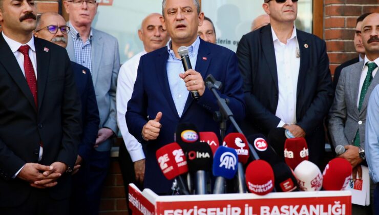 CHP Genel Başkanı Özel, Sokak Hayvanlarına İlişkin Yasa Hakkında Konuştu: ‘Talimatı Uygulamayacağız’