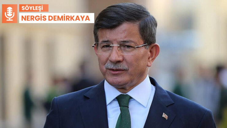 Davutoğlu: Çözüm Sürecinde İki Hata, Yeni Sürecin İse İki Sütunu Var