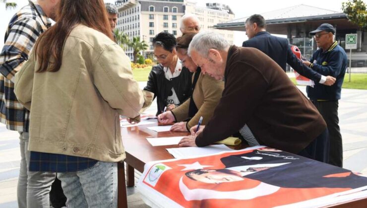 Duyduk Duymadık Demeyin; Osmangazi Belediyesi Ata Posteri Dağıtacak