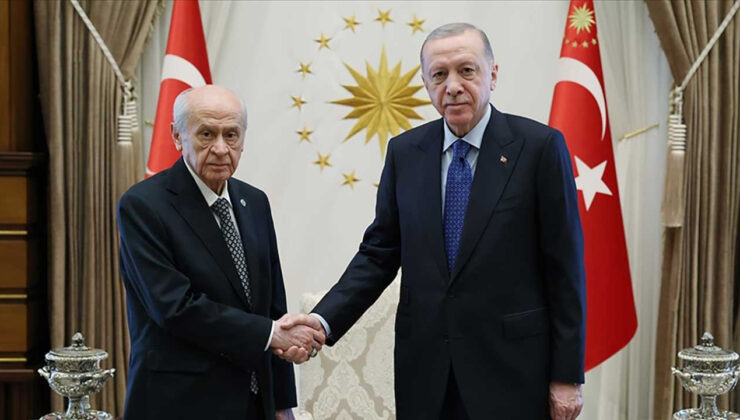 Erdoğan ile Bahçeli Bir Araya Geldi: Programda Yer Almayan Görüşme