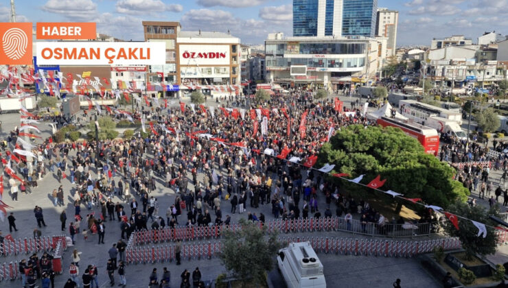 Esenyurt Meydanı’nda Protesto: Belediye Çalışanları Engelleniyor