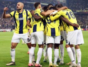 Fenerbahçe’de Futbolculara Manchester Morali!