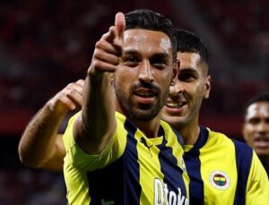 Fenerbahçe’de İrfan Can Kahveci’ye Avrupa’dan İki Talip!