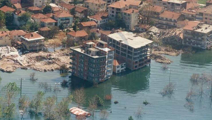 Gölcük Depremi Anma Mesajları ve Sözleri 2024 | 17 Ağustos Marmara Depremi Anma ve Taziye Mesajı Anlamlı Seçeneklerle…