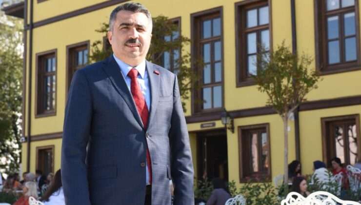 Güncel Sorunlar Alanında Uzman İsimlerle Yıldırım’da Tartışılıyor