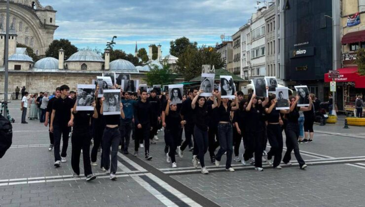 İstanbul Erkek Lisesi Öğrencilerinden Kadın Cinayetlerine Karşı Sessiz Yürüyüş