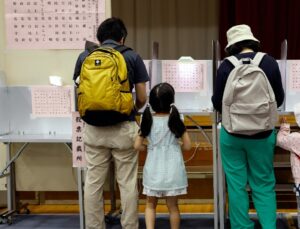 Japonya’daki Erken Seçimde 15 Yıldır İktidardaki Ldp Mecliste Çoğunluğu Kaybetti