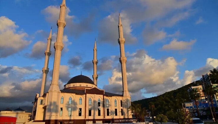 Kumluca Belediyesi’nden 100. Yıl Mescidi Dönemi