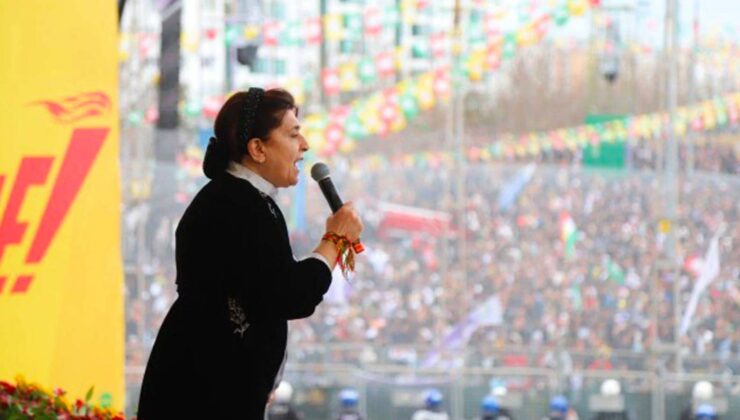 Leyla Zana’dan, Bahçeli’nin Çağrısı ve Öcalan’la Görüşülmesine İlişkin Açıklama: Barışı Gözleyenlere Selam Geldi, Gözümüz Aydın! Amasız Yanında Duracağız