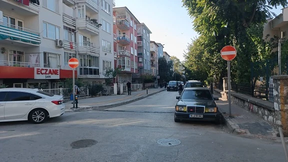 Osmangazi Belediyesi Trafik Levhalarını Yeniliyor