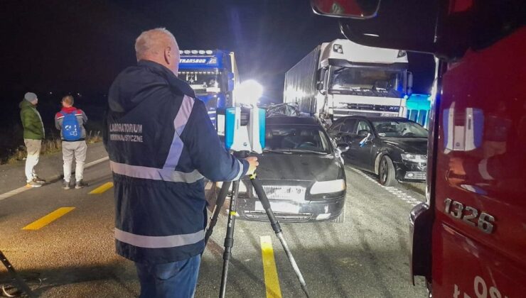 Polonya’da Zincirleme Kaza: 4 Ölü, 15 Yaralı