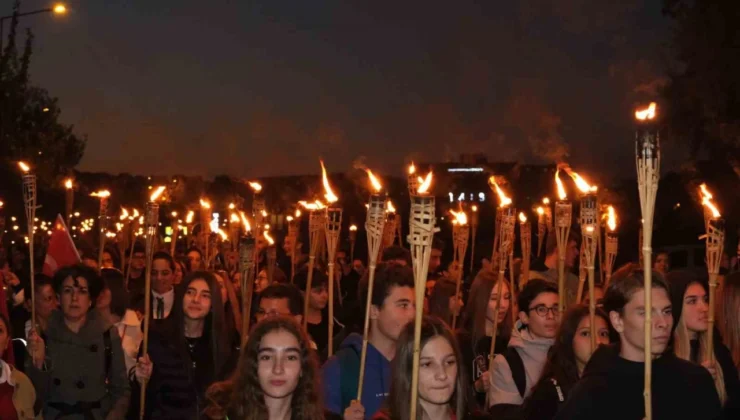 Şahinkaya Eğitim Kurumlarından, Cumhuriyet Aydınlığına Yaraşır Kutlamalar