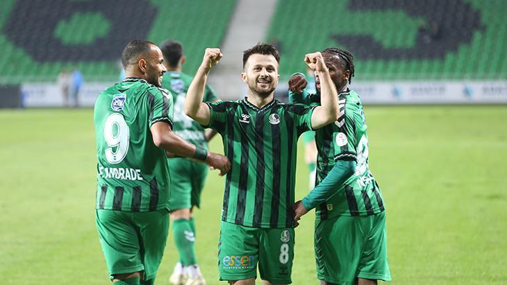 Sakaryaspor, İstanbulspor’u 3 Golle Geçti!