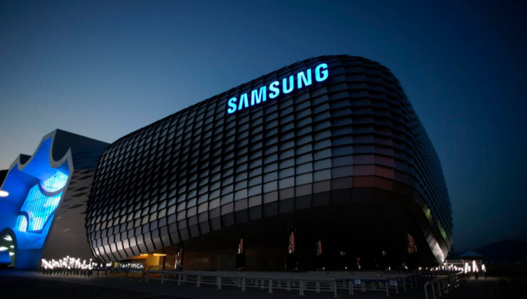 Samsung, Yeni Bir Katlanabilir Telefon Sürprizi Peşinde