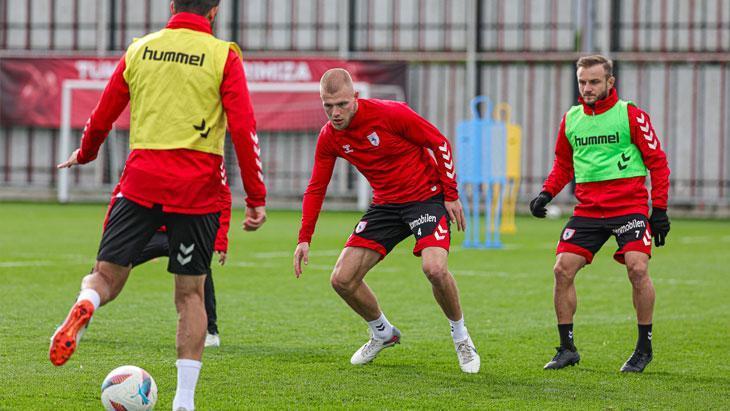 Samsunspor’da Fenerbahçe Mesaisi Devam Etti!