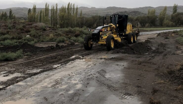 Selden Kapanan Köylerin Yolu Açıldı