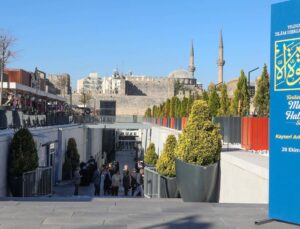 “Tarihin Akışında Meşhur Hattatlar” Standı Kayseri’de Ziyarete Açıldı