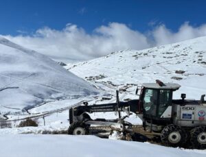 Trabzon’da Yüksek Kısımlarda Karla Mücadele