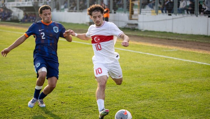 18 Yaş Altı Milli Futbol Ekibi, Hollanda ile Berabere Kaldı