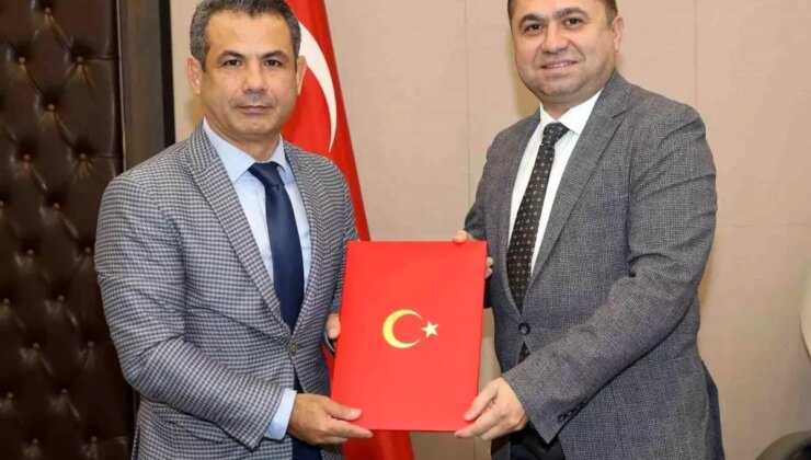 Alkü ile Türkiye Badminton Federasyonu Arasında İş Birliği Protokolü İmzalandı