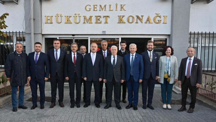 Başkan Bozbey, Gemlik’te Sarsıntıya Dikkat Çekti, Önemli Mesajlar Verdi