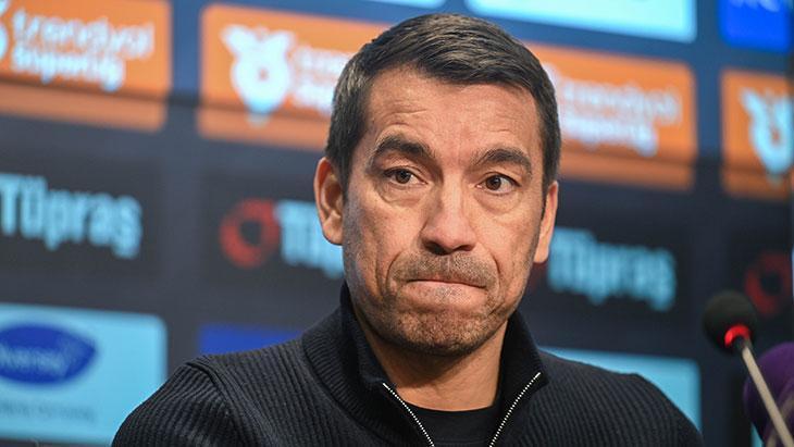 Bilal Meşe’den Beşiktaş’ta Van Bronckhorst’a Tepki: Kılıf Arıyor, Haydi Oradan!