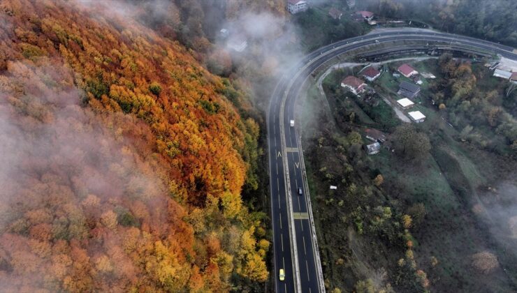 Bolu Dağı’ndan Geçen Sürücüler Mola Yerlerinde Doruktan Görüntüyü İzliyor