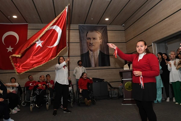 Bursa Osmangazi Belediyesi Özel İhtiyaçlı Bireyler, Atatürk’ü Hasretle Andı