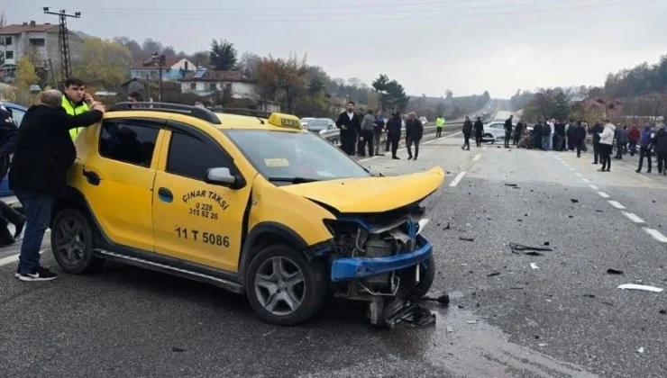 Bursa’da Öğretmenlik Yapan Anne ve Kızın Hayatını Kaybettiği Kazaya Karışan Taksi Sürücüsü Tutuklandı