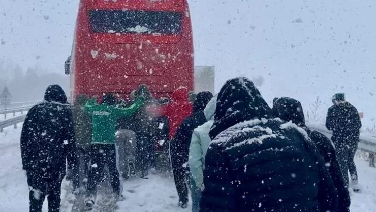 Bursaspor’dan Geçmiş Olsun Mesajı !