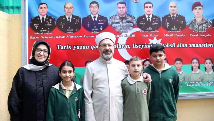 Diyanet İşleri Başkanı Ali Erbaş, Azerbaycan’da Türk Lisesi’nde Öğrencilerle Buluştu