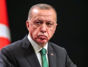 Erdoğan, Kayyım Atamaları İçin Yargıyı “Tebrik Etti”, Özgür Özel’e Sert Çıktı: Savcıları Tehdit Etmek Eşkıyalıktır!