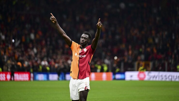 Galatasaray’da Davinson Sanchez Cezalı Duruma Düştü