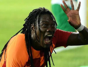 Galatasaray’ın Eski Yıldızı Kararını Verdi: Gomis Emekli Oldu