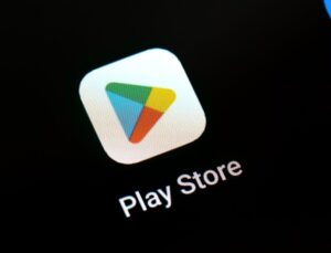 Google Play Store İptal Edilen İndirmeler İçin Akıllı Devam Etme Özelliği Sunacak