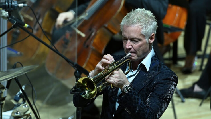 Grammy Ödüllü Trompetçi Chris  Botti, Ankara’da Konser Verdi