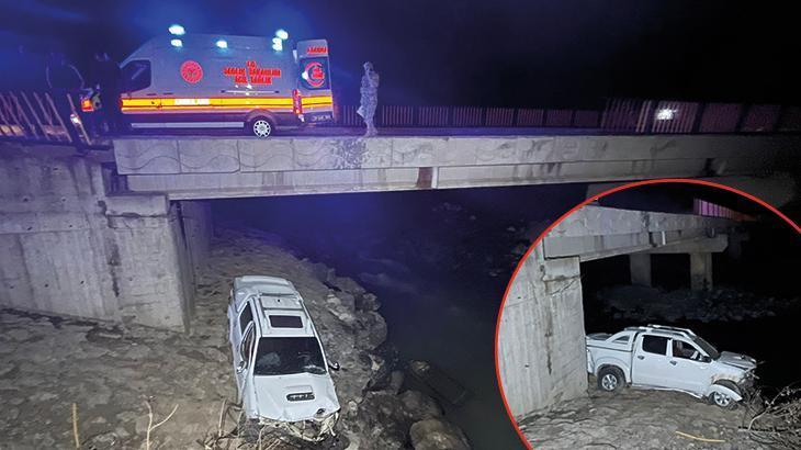 Hakkari’de 15 Metre Yükseklikteki Köprüden Zap Suyu’na Uçtu! Kamyonetteki 4 Kişi Yaralandı