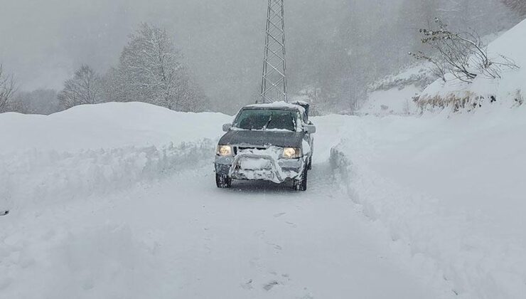 Hava Soğudu, Bir Kent Beyaza Büründü! 7 Köye Ulaşım Sağlanamıyor